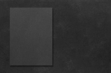 Koyu beton arka planda siyah dikdörtgen modeller. Tasarım elemanları ya da portföy. Boşluğu kopyala