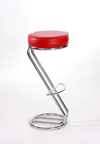 Chaise de bar rouge sur fond blanc — Photo