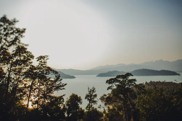 Vue sur l'île tropicale — Photo