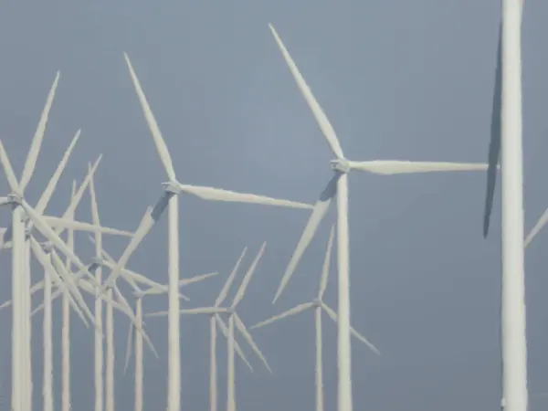 Turbina Wiatrowa Czyste Powietrze Duże Łopaty Wysokość Młyna Elektryczność — Zdjęcie stockowe