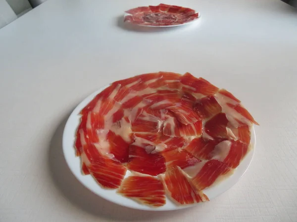 Delicioso Jamón Ibérico Español Cortado Con Fantástico Cuchillo Aromático Sabroso —  Fotos de Stock