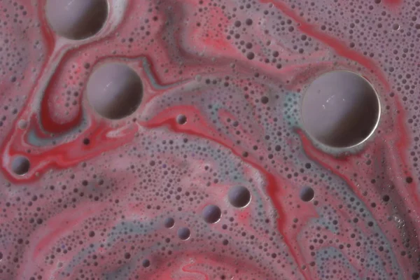 Yapay gezegen asteroitleri olan garip bir galaksi