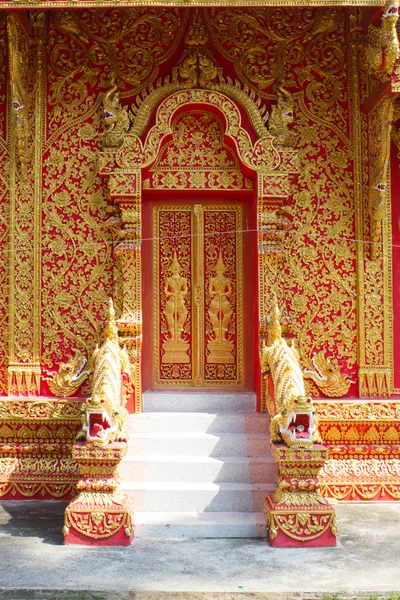 Porta del tempio di THAI — Foto Stock