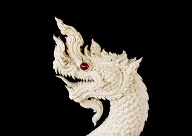 Naga heykeller