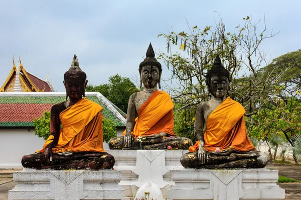 Três Buda no templo — Fotografia de Stock