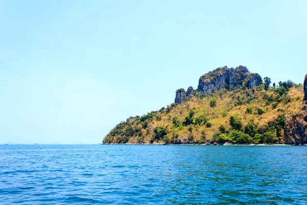 Uitzicht van Andamanzee in thailand — Stockfoto