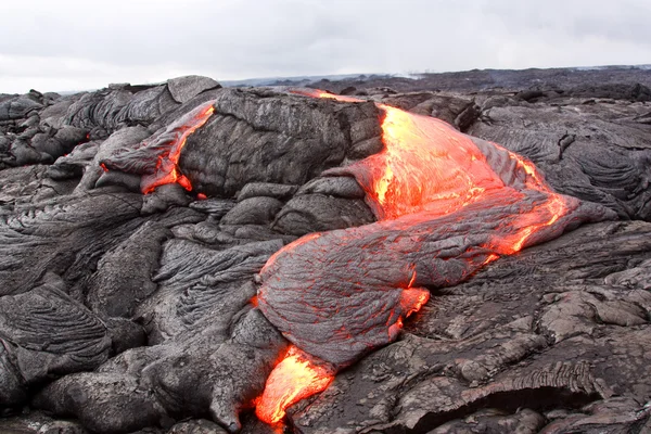 Flux de lave actif à Hawaï — Photo