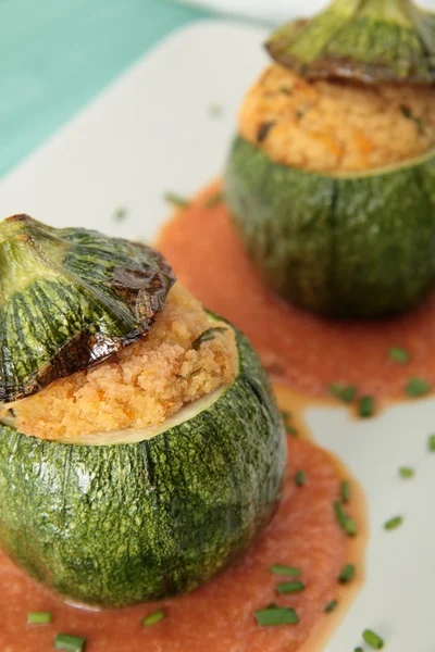 ROUND GREEN ZUCCHINI STUFFED BAKED GRILLED — Stock Photo, Image