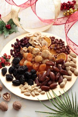 karışık Kuruyemiş tarihleri incir kayısı