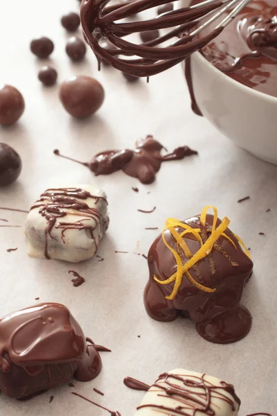 Schokolade hergestellt Herstellung von Pralinen — Stockfoto
