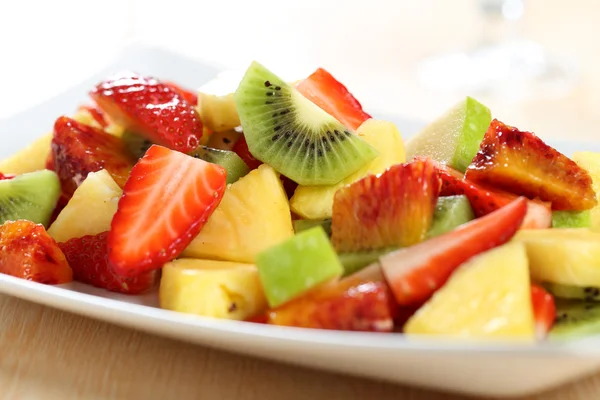 Salată de fructe proaspete — Fotografie, imagine de stoc