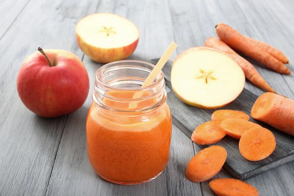 Carrot smoothie — Stock Photo, Image