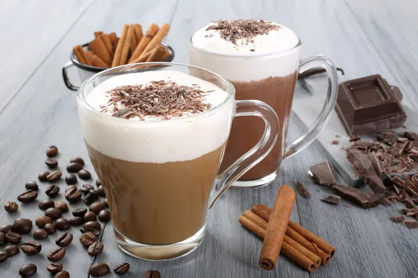 Kaffe och mjölk — Stockfoto