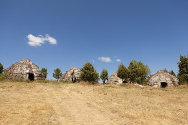 Yunan ülkenin geleneksel saman kulübeleri