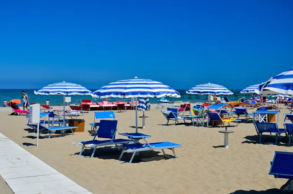 Playa de Rimini - sombrillas 3 —  Fotos de Stock