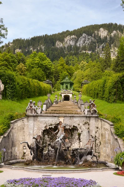 Neptunova kašna, linderhof Německo 2 — Stock fotografie