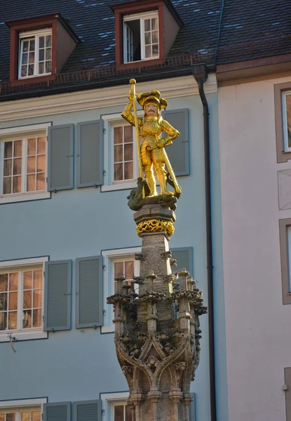 Freiburg, heykel knight — Stok fotoğraf