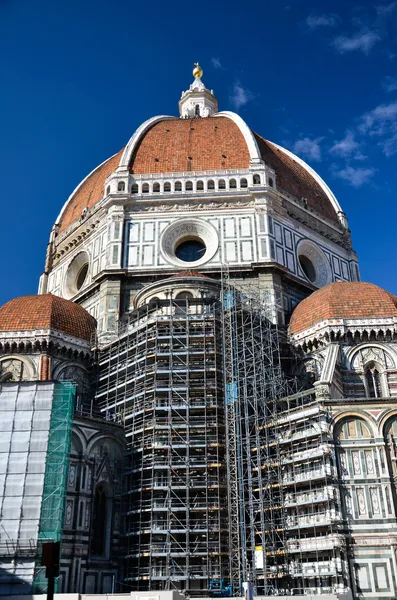 Restaurování katedrály ve Florencii — Stock fotografie