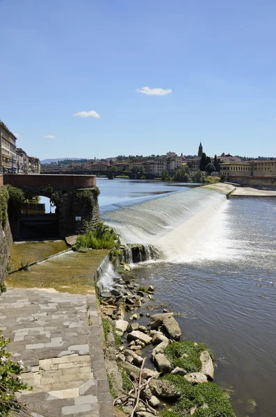 Rio Arno, Florença — Fotografia de Stock