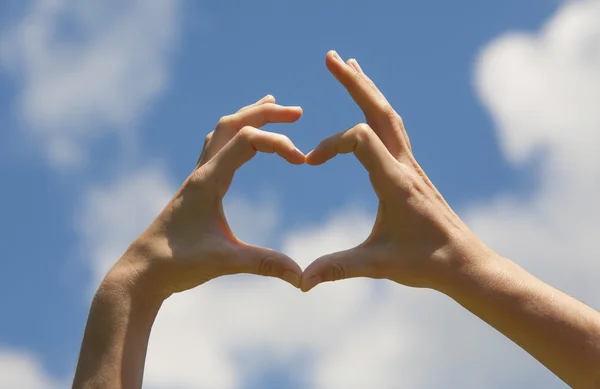 Heart shape hands — Stock Photo, Image