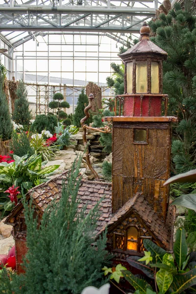 Model Deniz feneri bir serada tatil gösterisi için yapıldı.