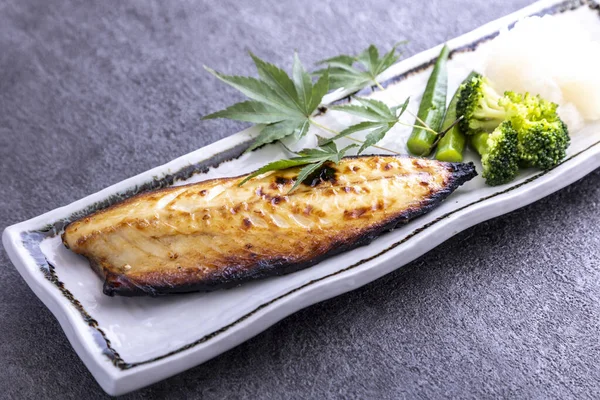 Heerlijke Japanse Makreel Gegrilde Vis Gegrild Houtskool — Stockfoto
