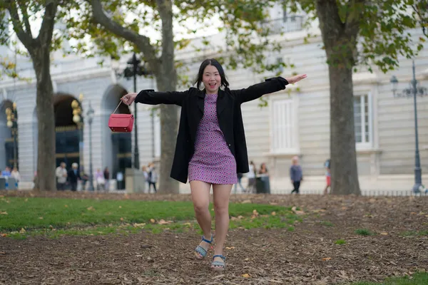 Estilo Vida Urbano Aire Libre Retrato Joven Feliz Hermosa Mujer — Foto de Stock