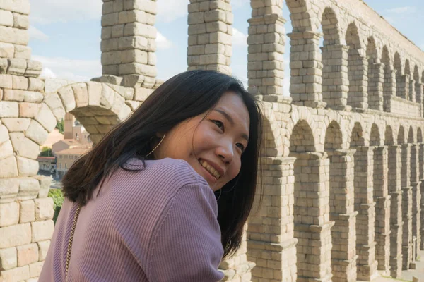 Aantrekkelijk Aziatisch Meisje Tijdens Vakantie Spanje Jonge Gelukkige Mooie Koreaanse — Stockfoto