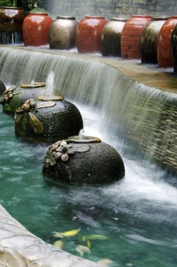 Bahçe su Şelalesi.