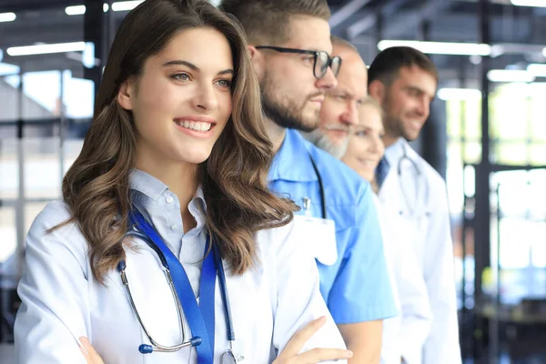 Médecine Avec Groupe Collègues Heureux Réussis — Photo