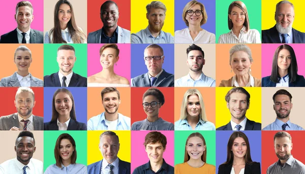 Šťastná Skupina Multietnických Podnikatelů Mužů Žen Mladí Staří Lidé Seskupují Stock Fotografie