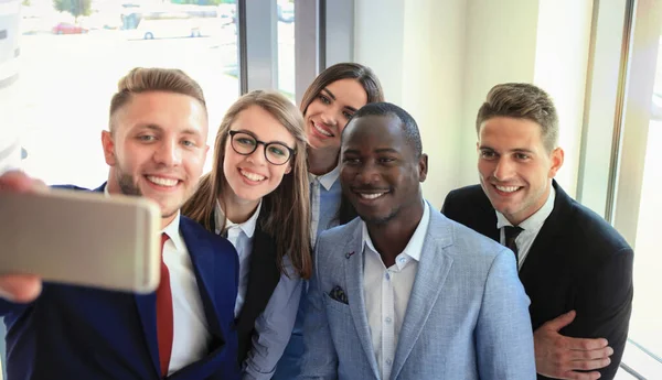 Gente Tomando Selfie Una Reunión Negocios Concepto Empresarial —  Fotos de Stock