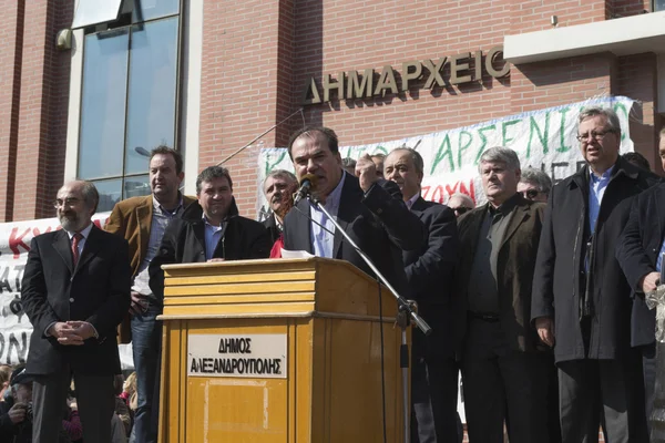 Massive forward against gold mining — Stock Photo, Image