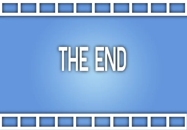 La palabra El fin en el fondo de la tira de película —  Fotos de Stock