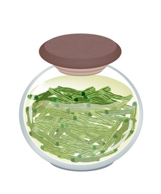 lezzetli turşusu moringa meyve bir kavanoz içinde