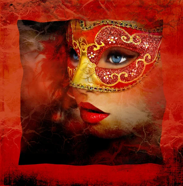 Portret van de vrouw in de rode masker. — Stockfoto