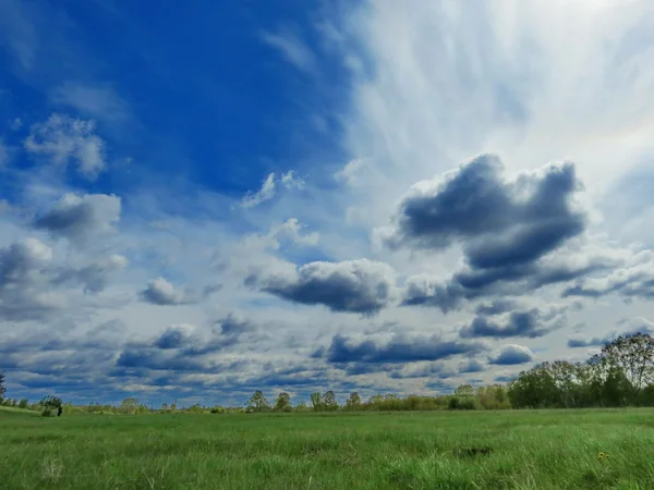 Hemel en steppe — Stockfoto