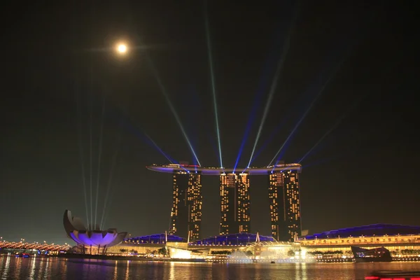 Lichtshow im Yachthafen Sand Bay Resort, Singapore — Stockfoto