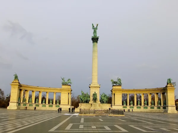 Piazza degli Eroi, Budapest, Ungheria — Foto Stock
