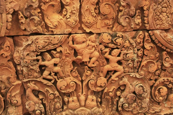 Tallados decorativos en pared, templo de Banteay Srey, área de Angkor, Siem Reap, Camboya — Foto de Stock