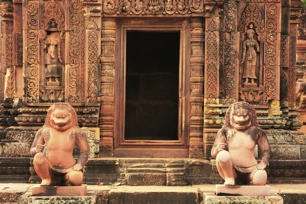 Templo de Banteay Srey, área de Angkor, Siem Reap, Camboja — Fotografia de Stock