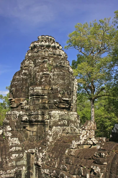 Fețe de piatră ale templului Bayon, zona Angkor, Siem Reap, Cambodgia — Fotografie, imagine de stoc