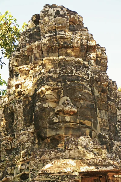 반테이 Kdei 사원, 앙코르 지역, 씨엠립, 캄보디아의 입구 문 — 스톡 사진