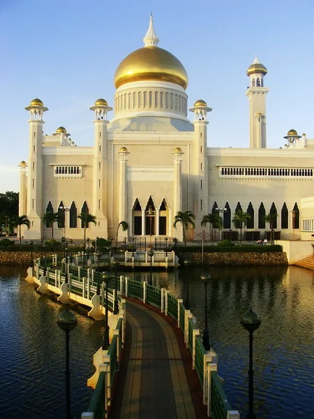 Sultan Omar Ali Saifudding mecset, Bandar Seri Begawan, Brunei Szultánság — Stock Fotó