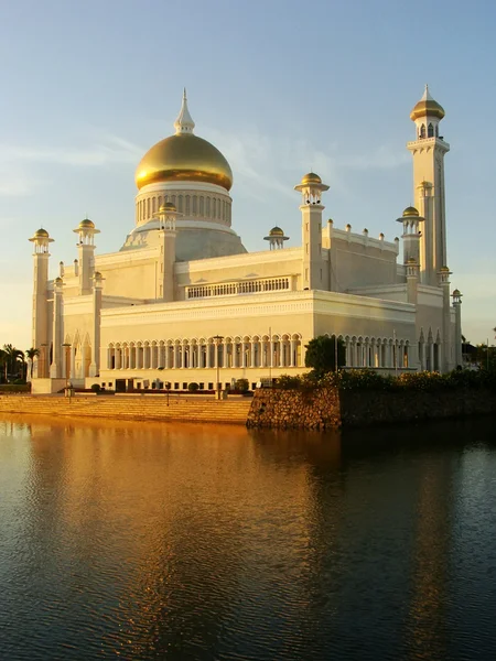 Sultan Omar Ali Saifudding mecset, Bandar Seri Begawan, Brunei Szultánság — Stock Fotó