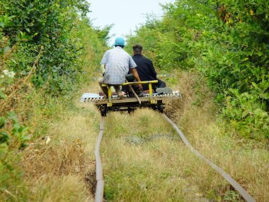 Bambu tren,: battambang, cambodia