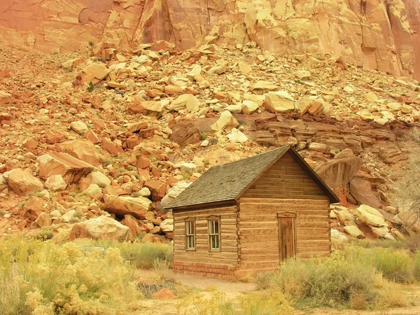 Fruita okul ev, capitol resif Milli Parkı, utah, ABD — Stok fotoğraf