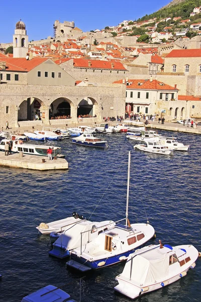 Oude haven van dubrovnik, Kroatië — Stockfoto