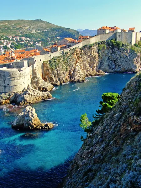 Fort bokar och gamla stan i dubrovnik, Kroatien — Stockfoto