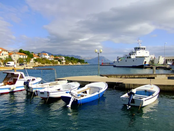 Waterkant van de stad hvar, hvar eiland, Kroatië — Stockfoto